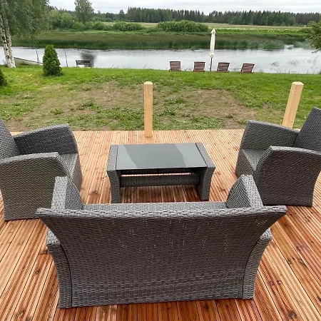 Hirsihuvila Kalajoen Rannassa Villa Alavieska
